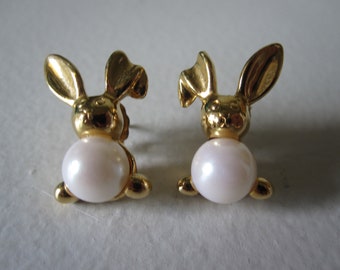 GOLD  PEARL BUNNY Pierced Earrings By Avon