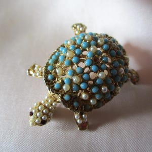 TURQUOISE PEARL TURTLE Brooch