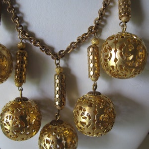 LARGE GOLD FILIGREE Ball Bib Necklace
