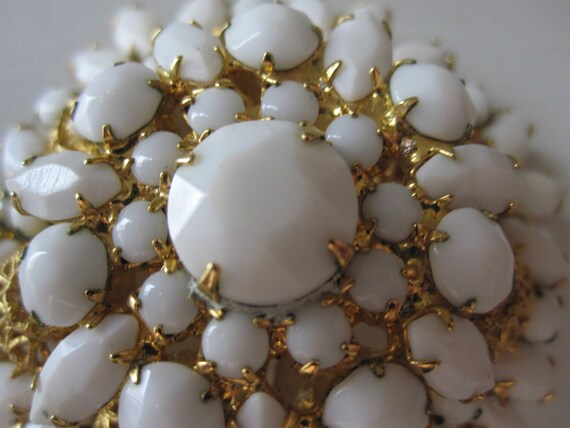 WHITE CZECH GLASS Tiered Brooch - image 4