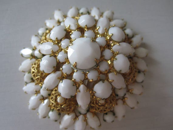 WHITE CZECH GLASS Tiered Brooch - image 6