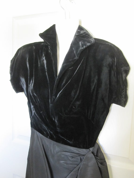 FABULOUS  1950S BLACK Cocktail Dress  XS - image 4