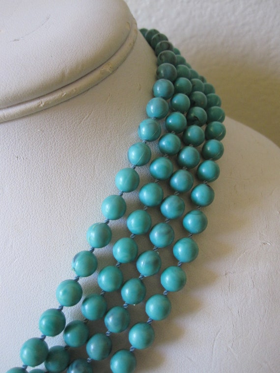FOUR STRAND TURQUOISE Plastic  Necklace