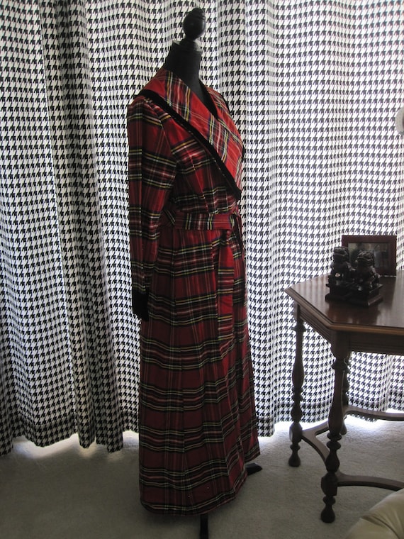 RED PLAID SILK & Velvet Robe - image 7