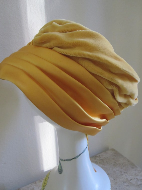 GOLDENROD SATIN VELVET Vintage Cloche