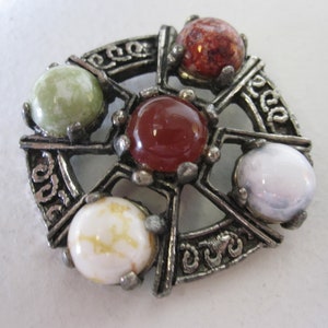 SCOTTISH AGATE PENDANT