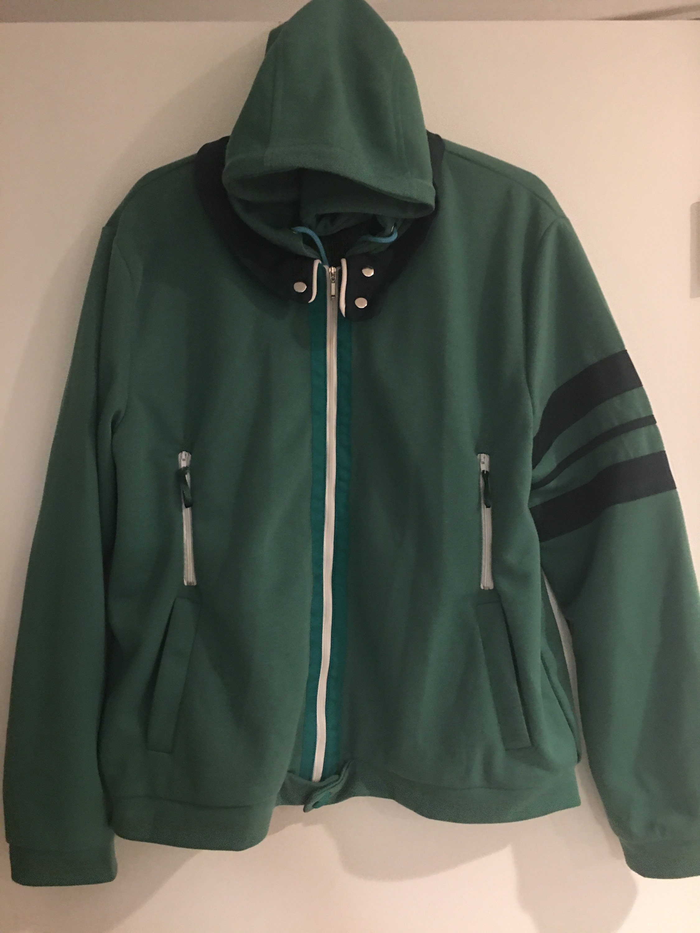 Kaneki green hoodie online