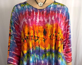Hawaiian Rainbow Tunic Top: Polynesian Flair, Stretch Fabric, Made in Hawaii