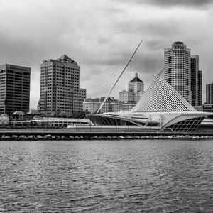 Milwaukee Photography. Photograph of Calatrava Milwaukee Art Museum. Milwaukee Skyline and Milwaukee Art Museum. Black & White 8x10 photo