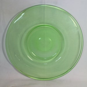 Vintage Große Runde Tablett Uran / Vaseline Glas Neon grün mundgeblasen früh mit Unvollkommenheiten
