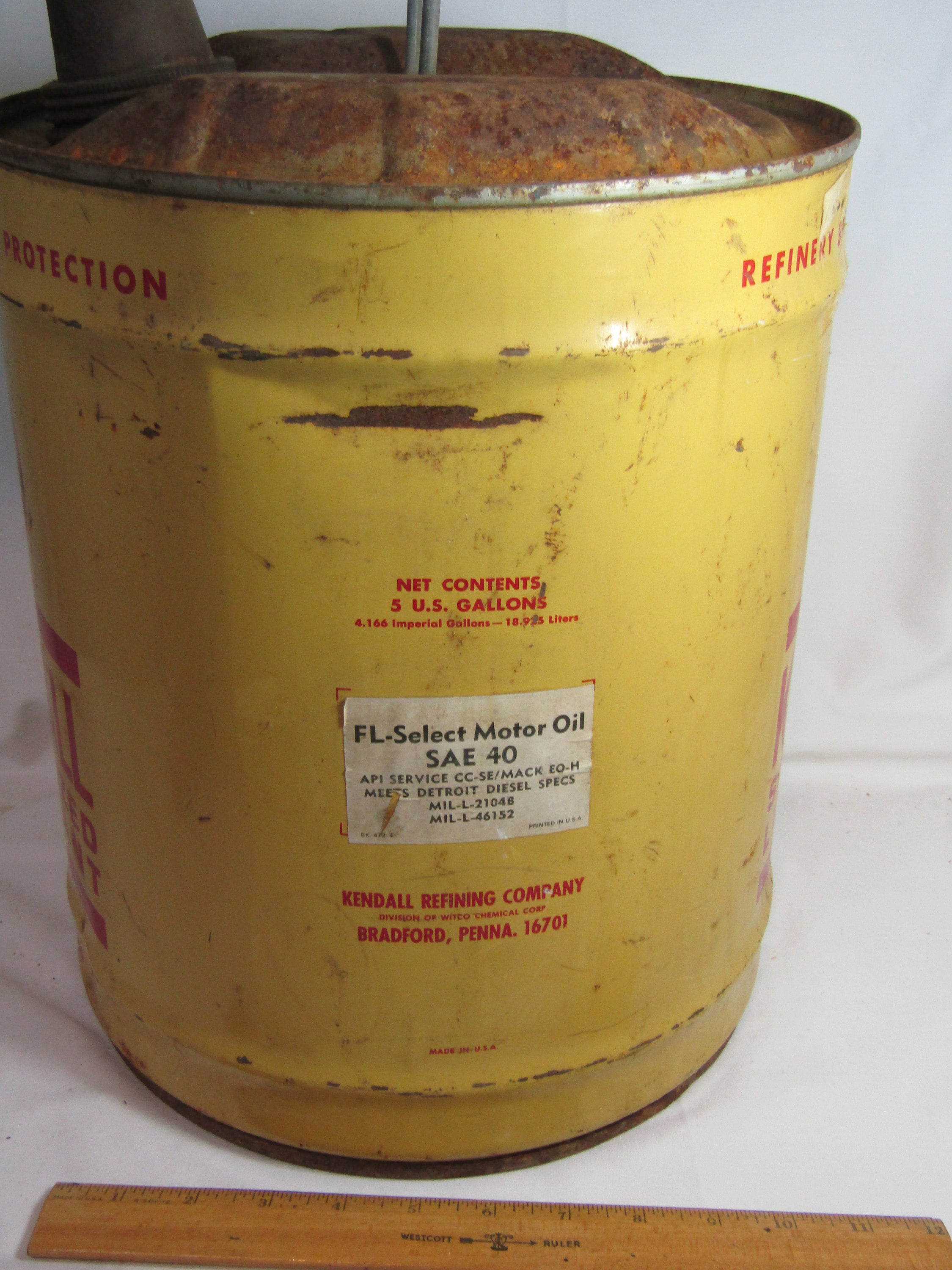 Vintage Kendall Motor Oil Specialized Lubricant 5 US Gallon