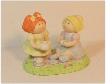 Original Cabbage Patch Porcelain Figure Marked 1984 Xavier Roberts OAA Inc. '84 edition 'Tea for Two'