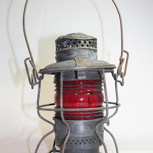 Vintage Armsbear Mfg. Co.B&O R.R. &quot;1925&quot; Lanterna Ferroviaria - Lampada ad Olio / Lente in Vetro Rosso