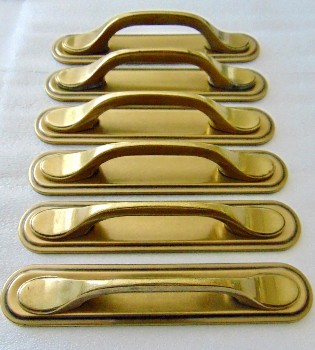 Antique Brass Pulls & Plates 6 Dresser Drawer Etsy