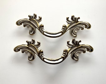 French Provincial Pulls 4.25 inch CtC White & Gold Vintage Hardware set of 2