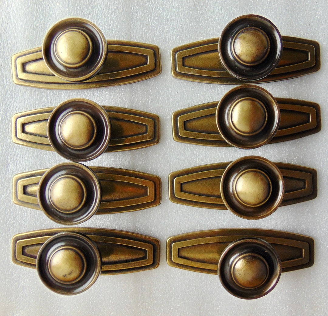 Antique Brass Knob & Back Plate, 8 Dresser, Drawer Knobs and