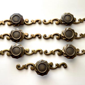 Dresser Flower Knobs & Back Plates Antique Brass Hardware Set of 7