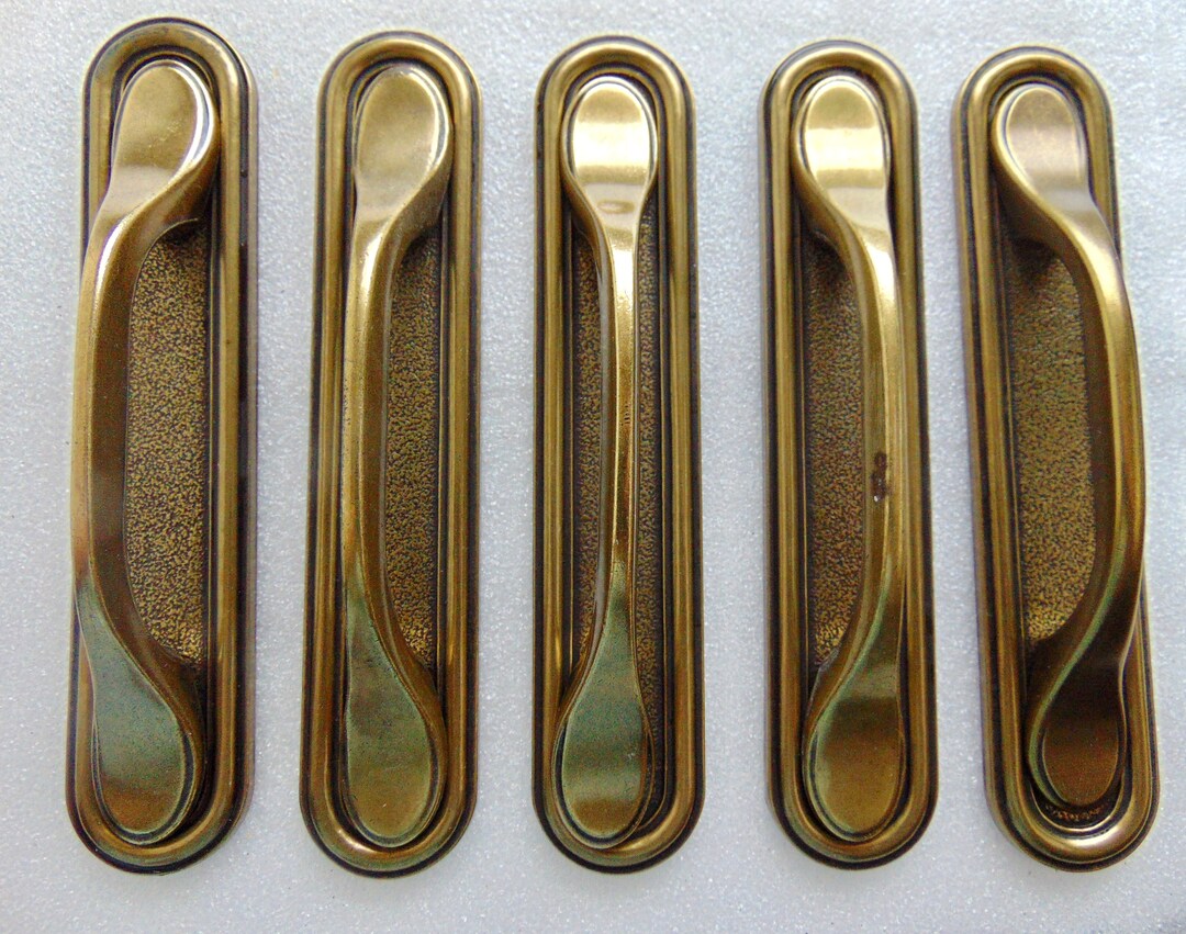 Antique Brass Pull Handle Back Plate 3 in Centers 5 Dresser