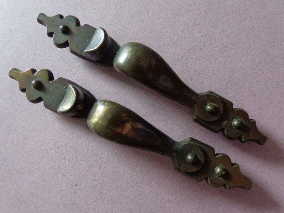 Antique Brass Handles Pulls 4 5 In Center 2 Door Dresser Etsy