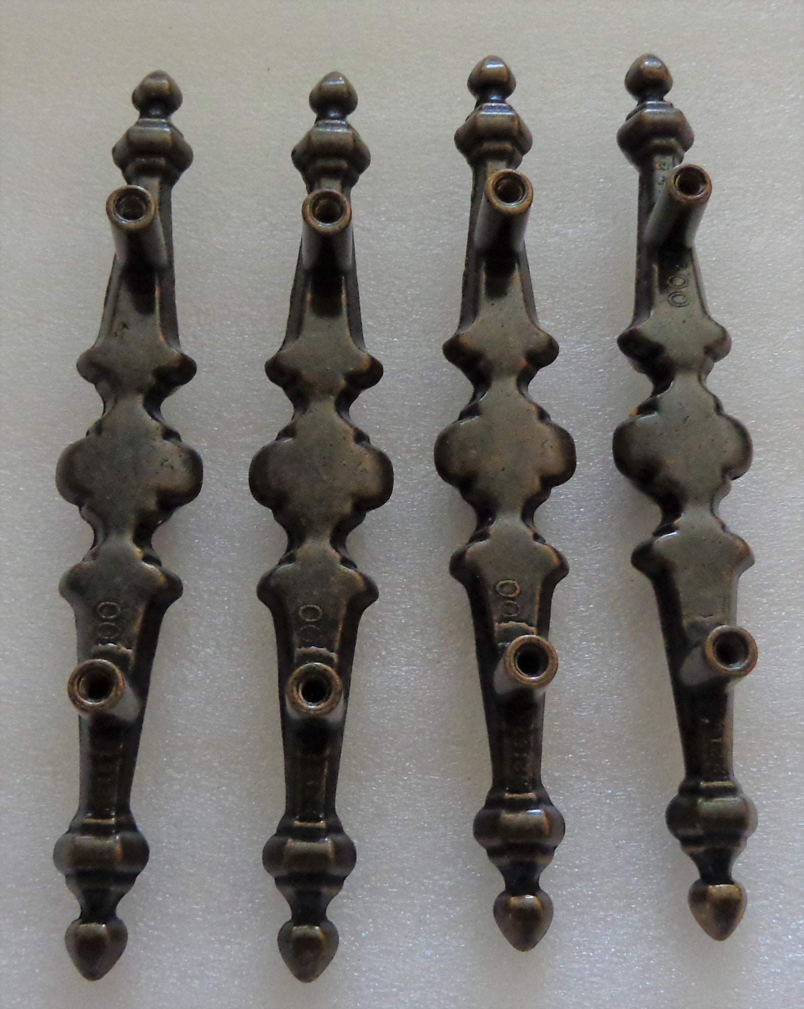 Vintage Belwith Antique Brass Pulls 4 Dresser Etsy