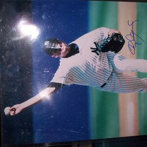 Roger Clemens New York Yankee Autograph 16x20 photo image 1