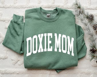 Doxie Mom sweatshirt, Doxie Sweatshirt, Doxie Dachshund, Crewneck Sweatshirt, Dog Mom