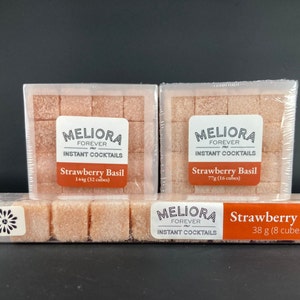Truskawkowo-bazyliowy mimosa instant koktajl w kostkach cukru