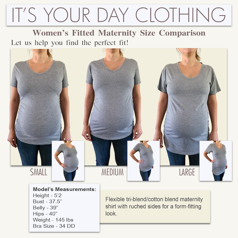 Puede incluir: Tabla de comparaci&oacute;n de tallas para camisas de maternidad ajustadas en tallas peque&ntilde;a, mediana y grande. La modelo lleva una camisa gris con los lados fruncidos. Las medidas de la modelo se enumeran: 1,57 m de altura, 95 cm de busto, 99 cm de vientre, 102 cm de caderas, 66 kg y talla de sujetador 90D. La camisa se describe como una camisa de maternidad de mezcla de algod&oacute;n y tri-mezcla flexible con los lados fruncidos para un look entallado.