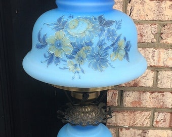 Vintage 1973 QUOIZEL BLUE SATIN Frosted Floral Hurricane Gone With The Wind (3-Way Light) Table/Desk Lamp / Night Light~ Medium 24" H ~ Rare