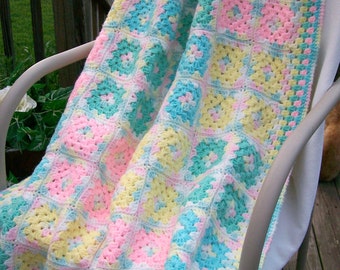 Vintage Handmade MULTI COLOR Baby Nursery Blanket / Afghan  (50" x 66") Boys or Girls