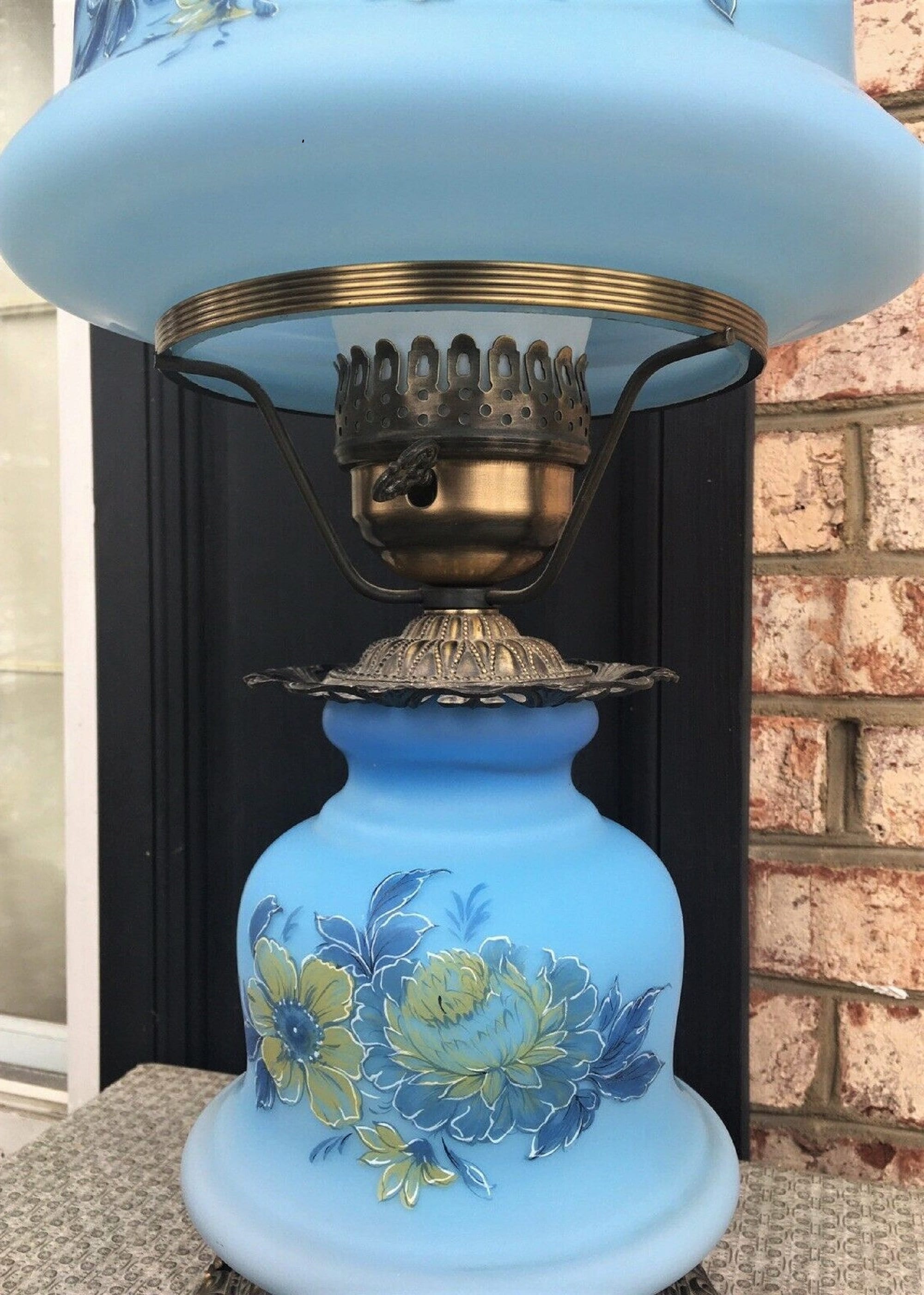 Vintage 1973 QUOIZEL BLUE SATIN Frosted Floral Hurricane