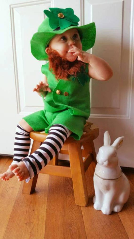 Costume da folletto Abbigliamento per bambini per bambini Giorno di San  Patrizio Indumento fatto a mano Pre-ordine Chiedi a B4 Acquista una data  specifica -  Italia