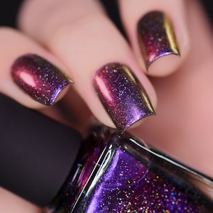 Tilted (H) - Purple to Orange Holographic Ultra Chrome Nail Polish