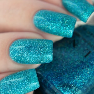 Surfboard - Tropical Turquoise Holographic Sheer Jelly Nail Polish