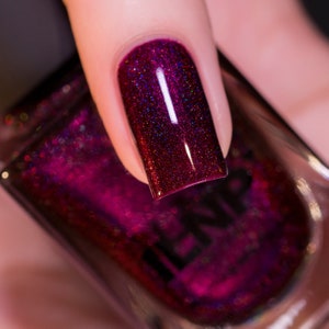 Black Orchid Deep Burgundy / Plum Vampy Holographic Nail Polish 画像 1