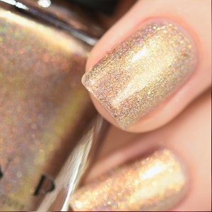 Iconic - Champagne Gold Holographic Nail Polish