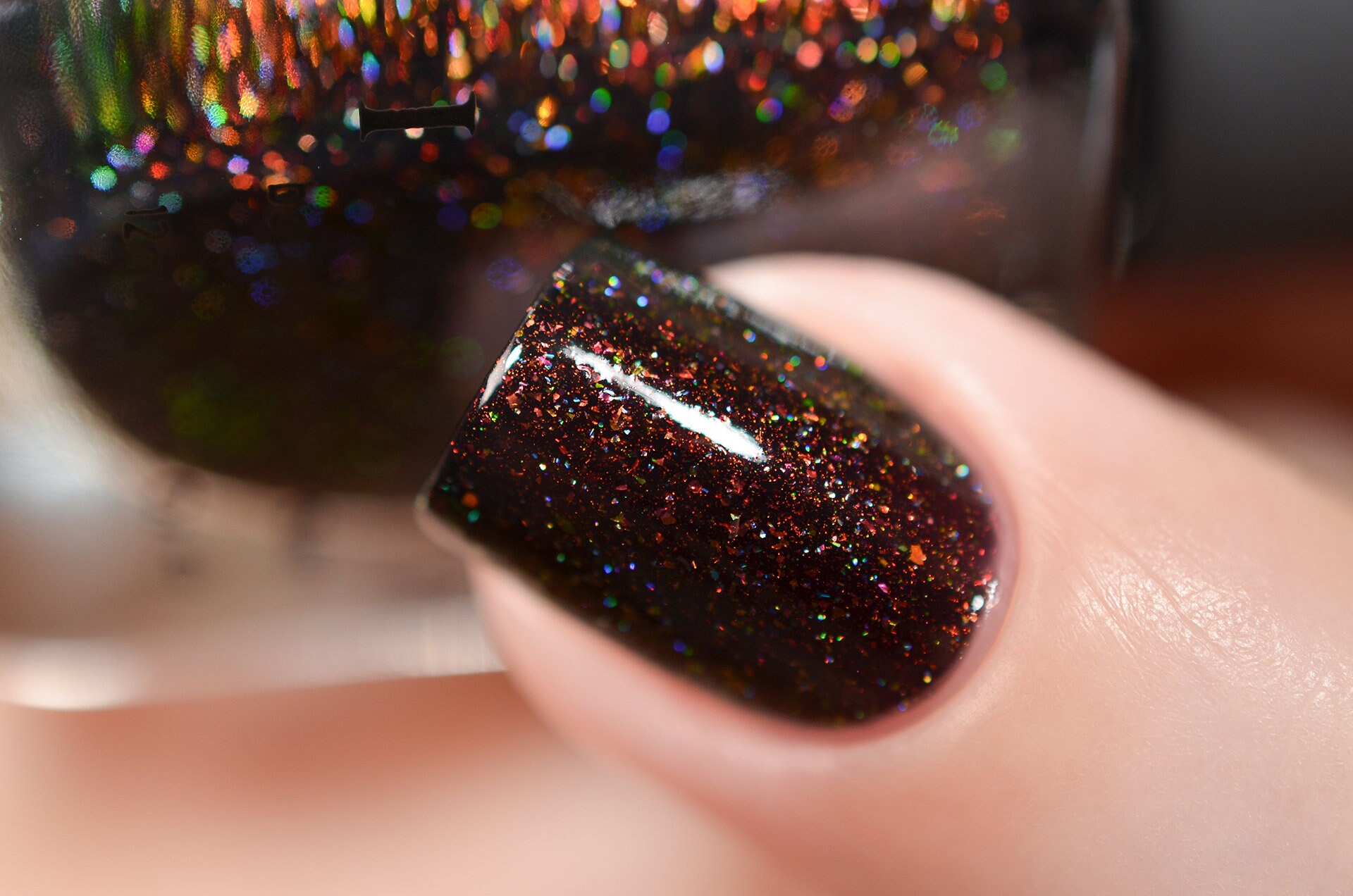 Black Nail Polish With Iridescent Glitter And Shimmer · Extract