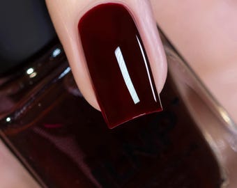 Dahlia - Dark Maroon Studio Color Nail Polish