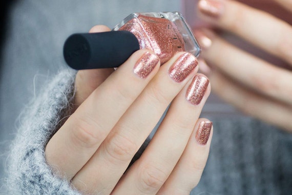 Say Goodbye to Boring Nails with Holo Taco | by Genevieve Denney | Medium