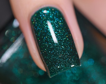 Fir Coat - Sultry Emerald Green Holographic Nail Polish
