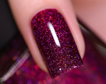 Showtime - Deep Raspberry Holographic Nail Polish