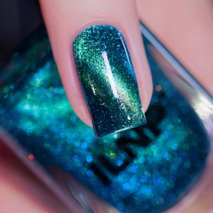 Enchantment - Enchanted Teal Magnetic Holographic Nail Polish