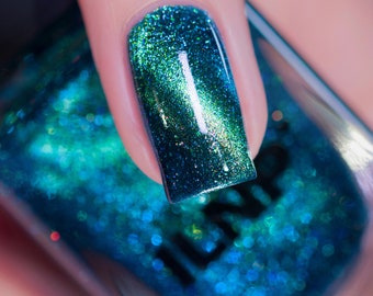 Enchantment - Enchanted Teal Magnetic Holographic Nail Polish