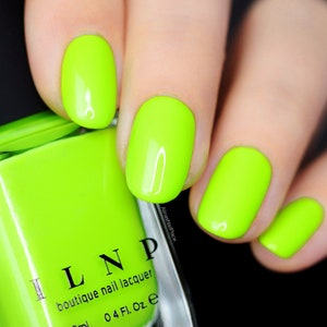 Playlist Glowing Neon Lime Cream Nail Polish image 7