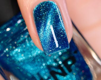 Blue Fizz - Vivid Blue Magnetic Nail Polish