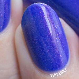 Super Juiced Blurple Holographic Nail Polish image 5