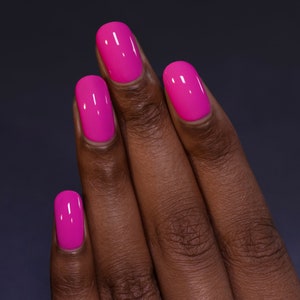 Pixel Pink Vivid Pink Cream Studio Color High Performance Color Coat Nail Polish image 5