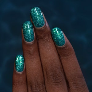 Paradise Tropical Teal-Green Holographic Jelly Nail Polish image 4