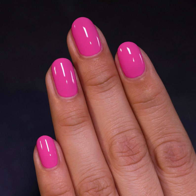 Pixel Pink Vivid Pink Cream Studio Color High Performance Color Coat Nail Polish image 4