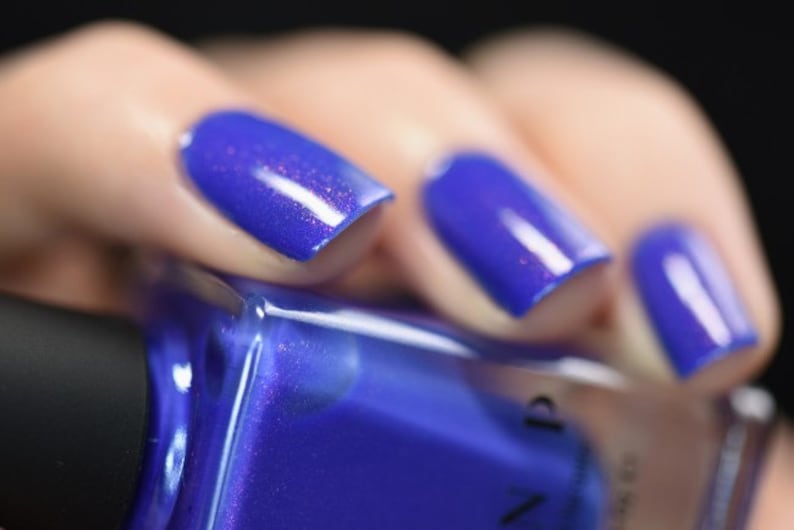 Super Juiced Blurple Holographic Nail Polish image 3